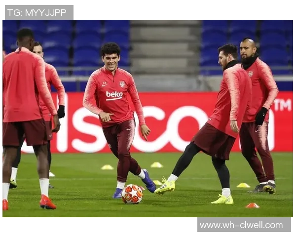 深圳足球队在联赛中的个人能力表现与欧冠水平的对比分析